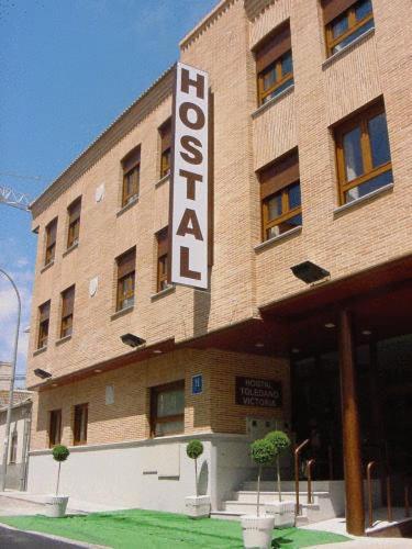 Hostal Toledano Victoria Pinto Exterior foto